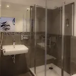 Zur Feldmuehle فندق *