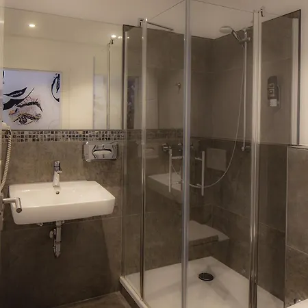 Zur Feldmuehle 호텔 *